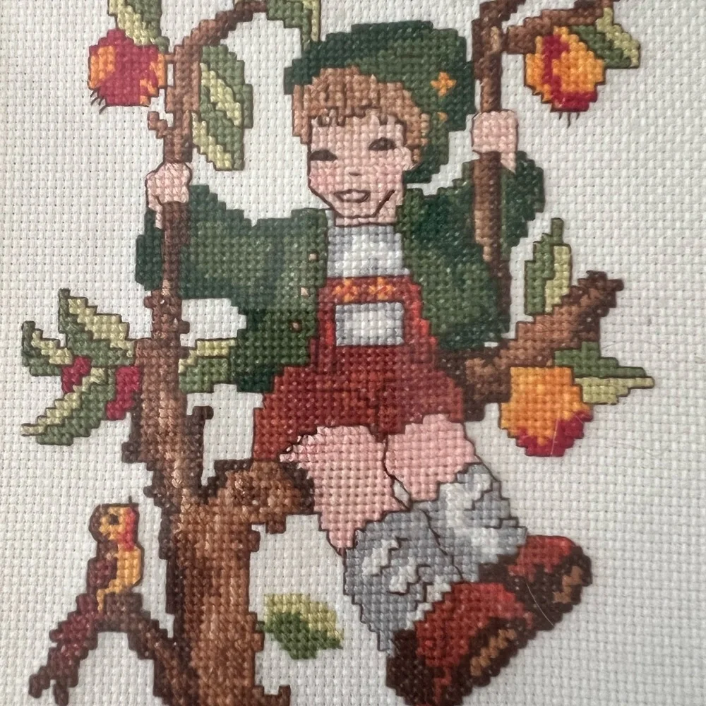 Vintage 1988 Framed Hummel Cross Stitch Needlepoint Boy And Girl Set‎ Of 2